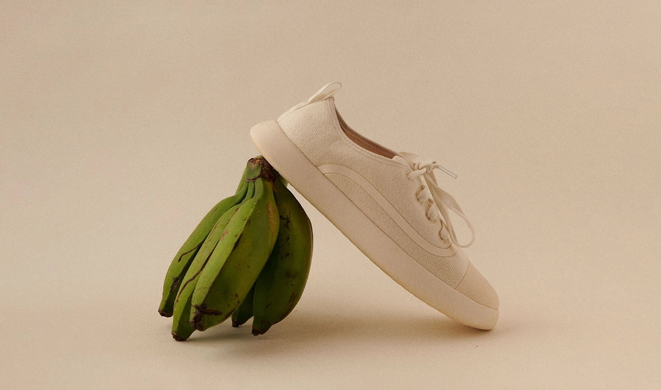 juntos Off White Lace up with Banana 