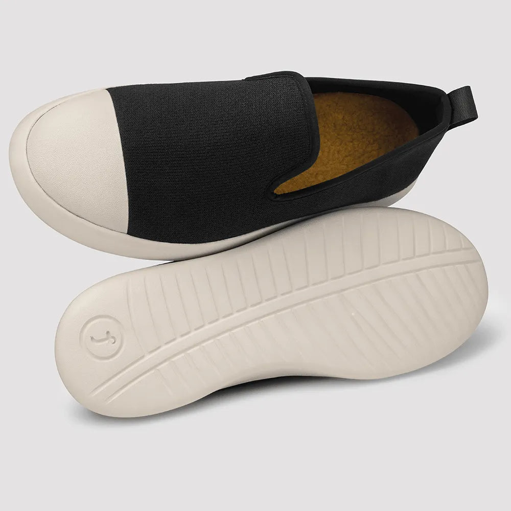 Men's AlpaKnit Slip-On Black & Off White - Juntos