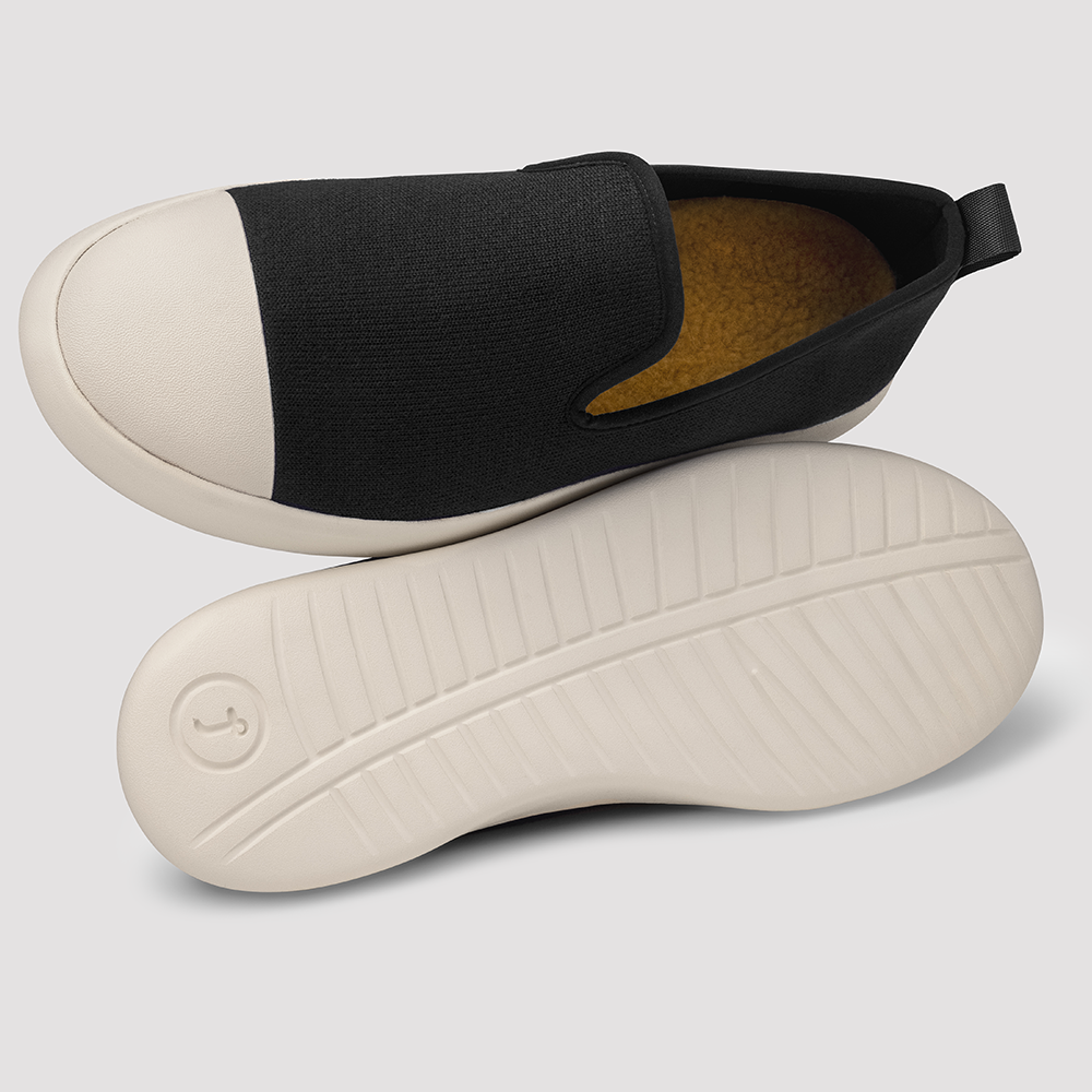 Women's AlpaKnit Slip-On Black & Off White