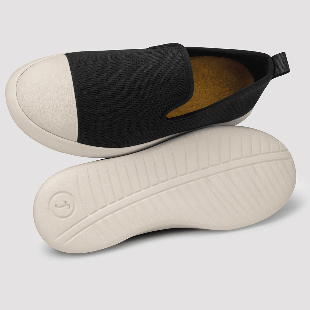 Men's AlpaKnit Slip-On Black & Off White - Juntos